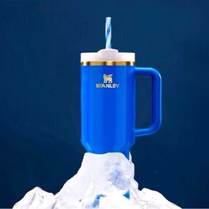 Artic Blue Stanley Tumbler 40oz